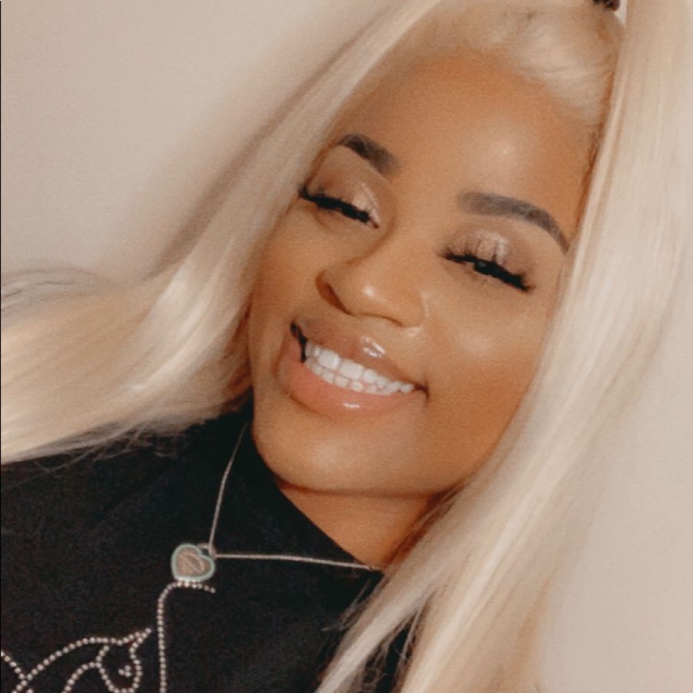 Meet your Posher, Chelse